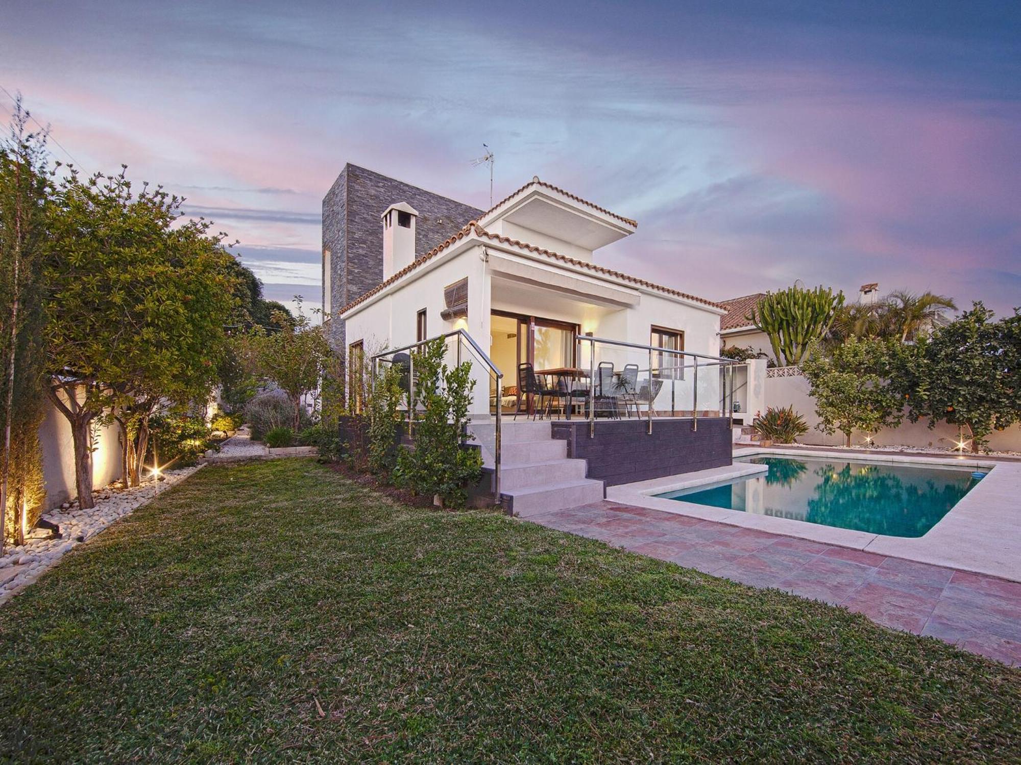 Villa Modern Near Costabella Marbella