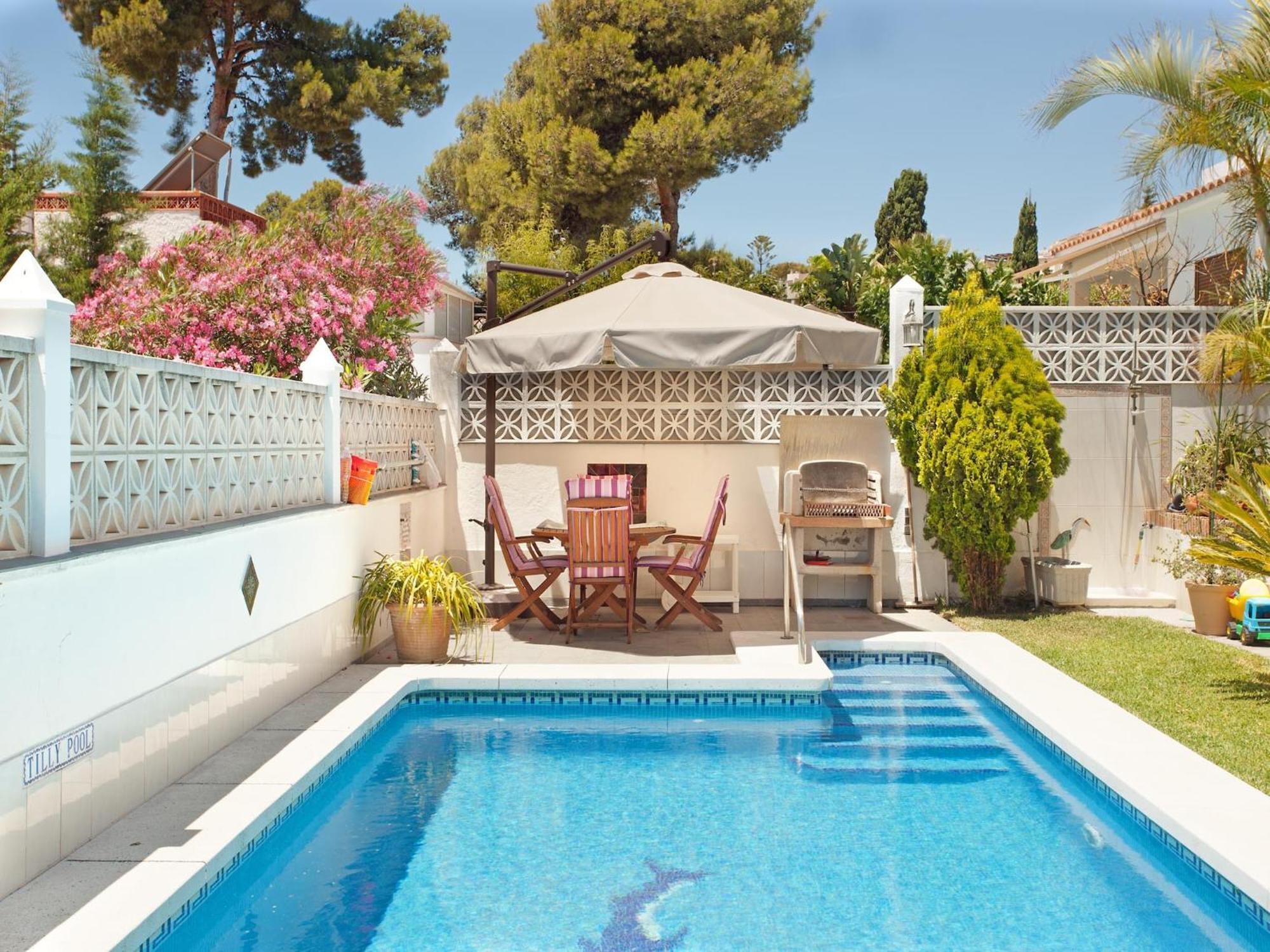 Modern Near Costabella